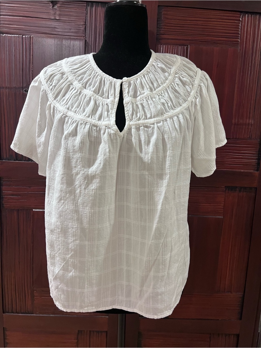Old Navy White Ruffled Yoke Flutter Sleeve Blouse, White, Medium